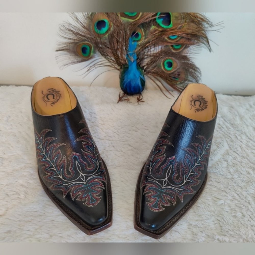 Luchesse Charlie 1 Horse slip on mule booties (Size: 8) - Picture 2 of 3